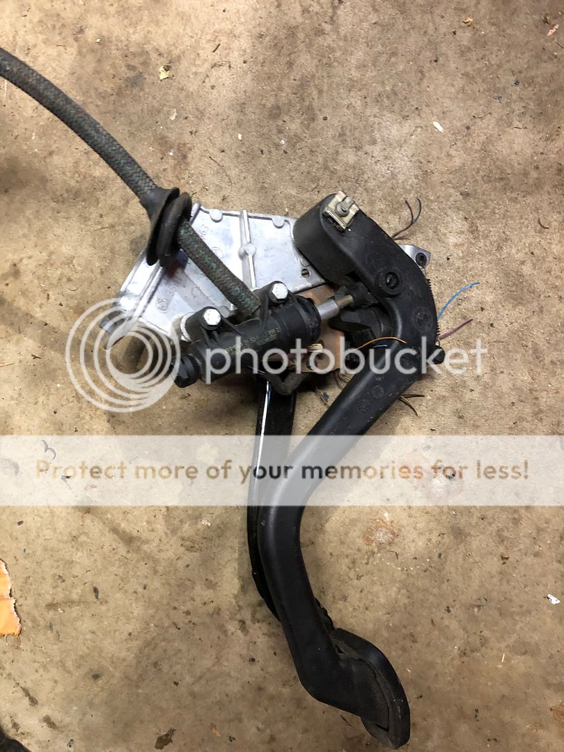 E46 E46 Clutch/Brake pedal set up for swap